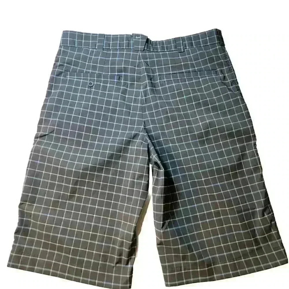 Nike Mens Golf Shorts Size 32 Medium Fit Dry G Performance Sports Outdoor - Picture 3 of 6